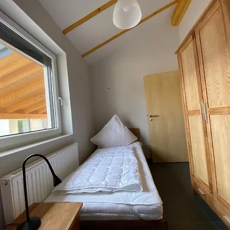 N7 Haus Mit Terrasse Und Garten An Der Nordsee Holiday home Butjadingen